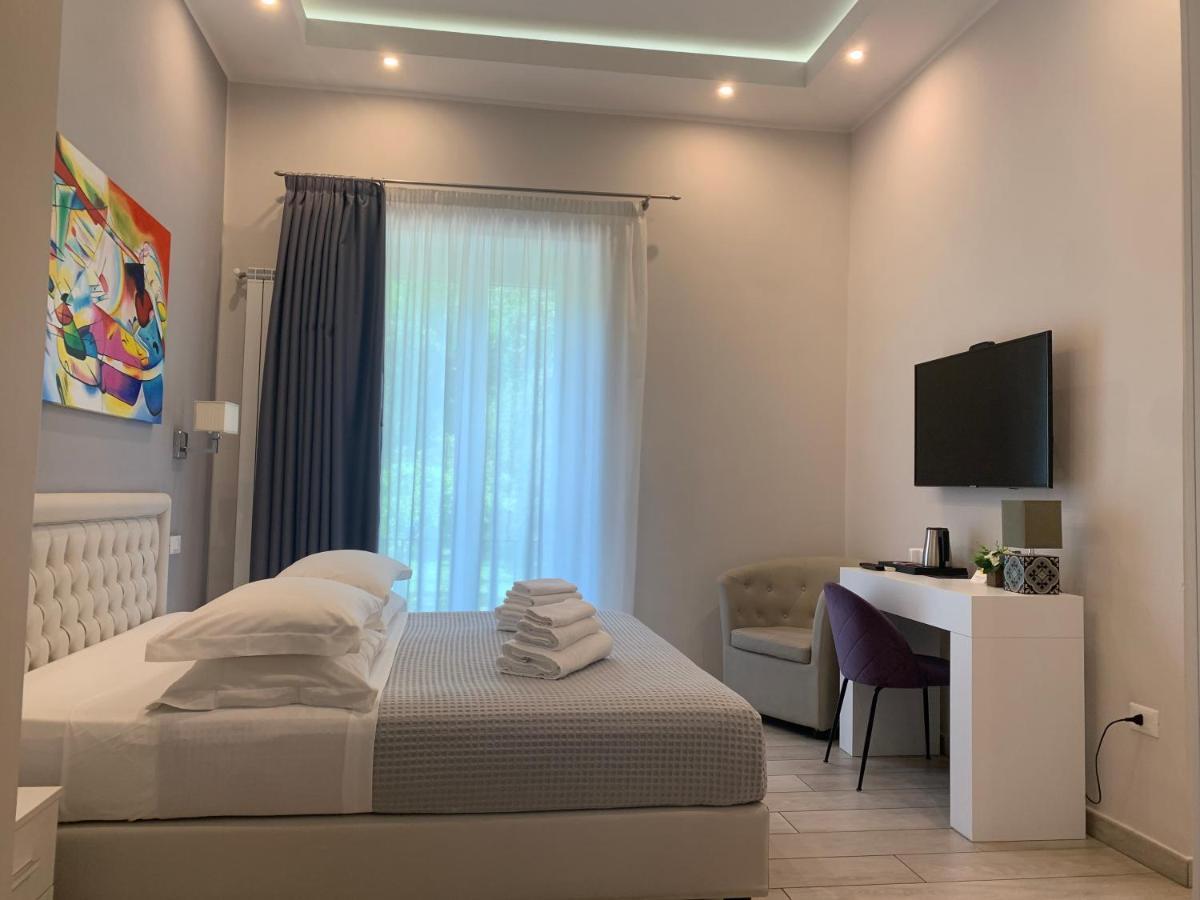 Bed and Breakfast Royal Gardens Caserta Exterior foto