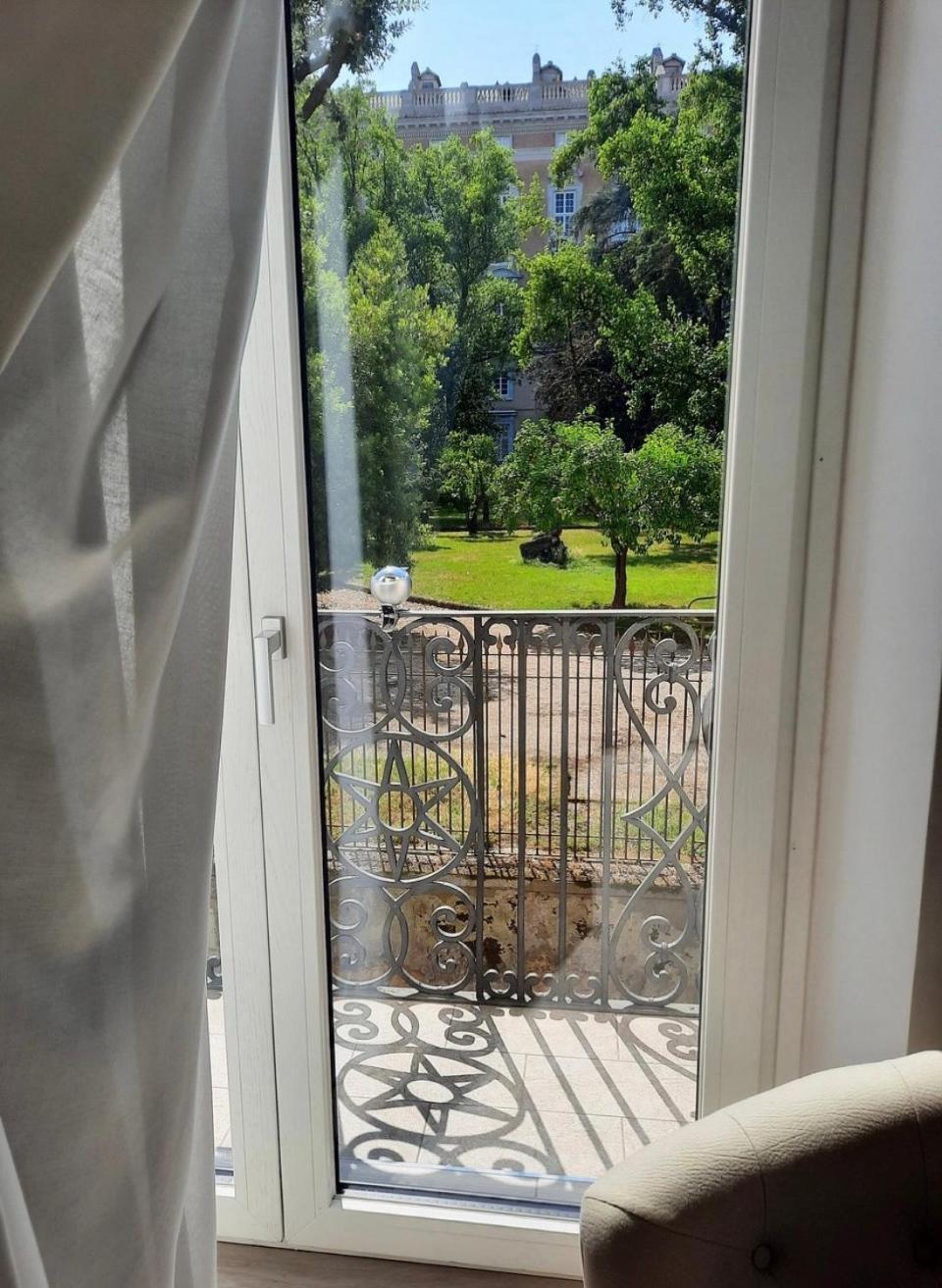 Bed and Breakfast Royal Gardens Caserta Exterior foto