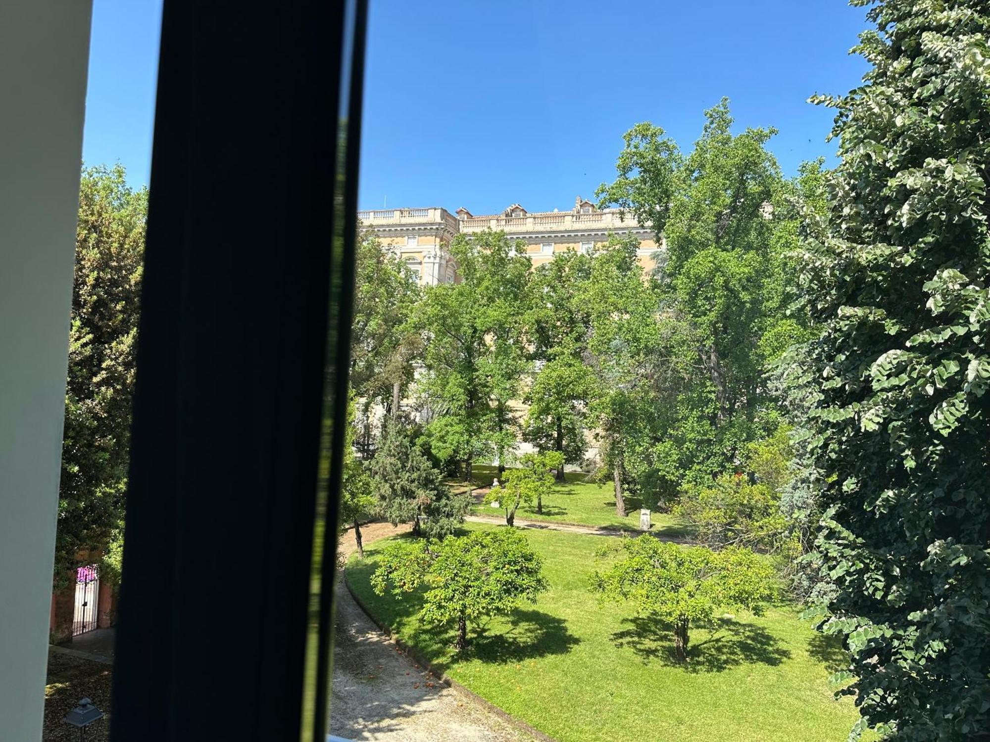 Bed and Breakfast Royal Gardens Caserta Zimmer foto